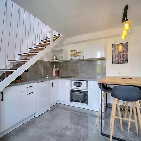 Immogroom - Immeuble Louisette Avec 6 - Jardin - Climatisation Apartment