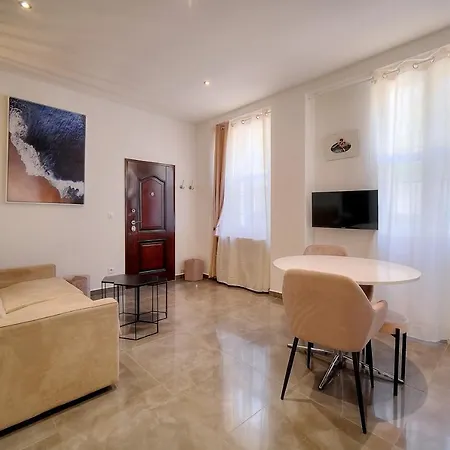 Immogroom - Immeuble Louisette Avec 6 - Jardin - Climatisation Apartment Cannes