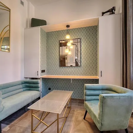 Immogroom - Immeuble Louisette Avec 6 - Jardin - Climatisation Cannes